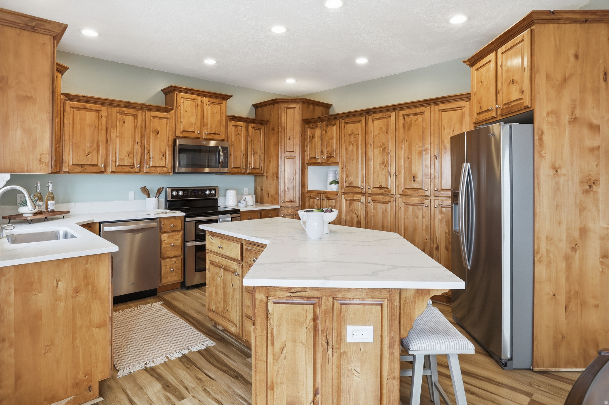 AVANYU ACRES - Residential