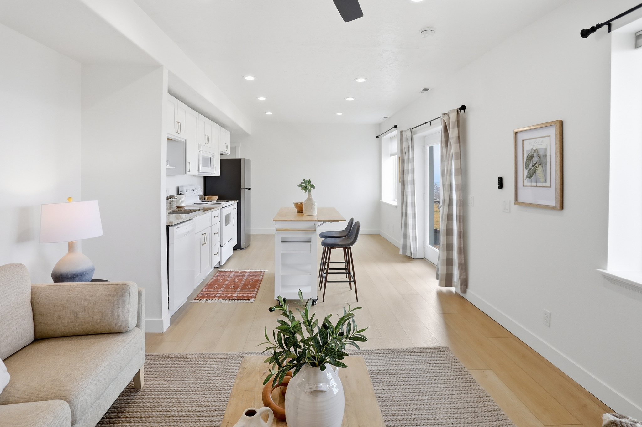 AVANYU ACRES - Residential