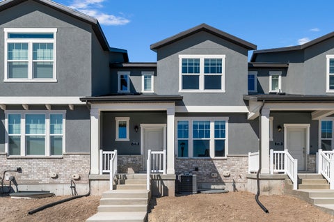 Townhouse For Sale - 7778 W Alta Springs Ln<br/> Magna, UT 84044