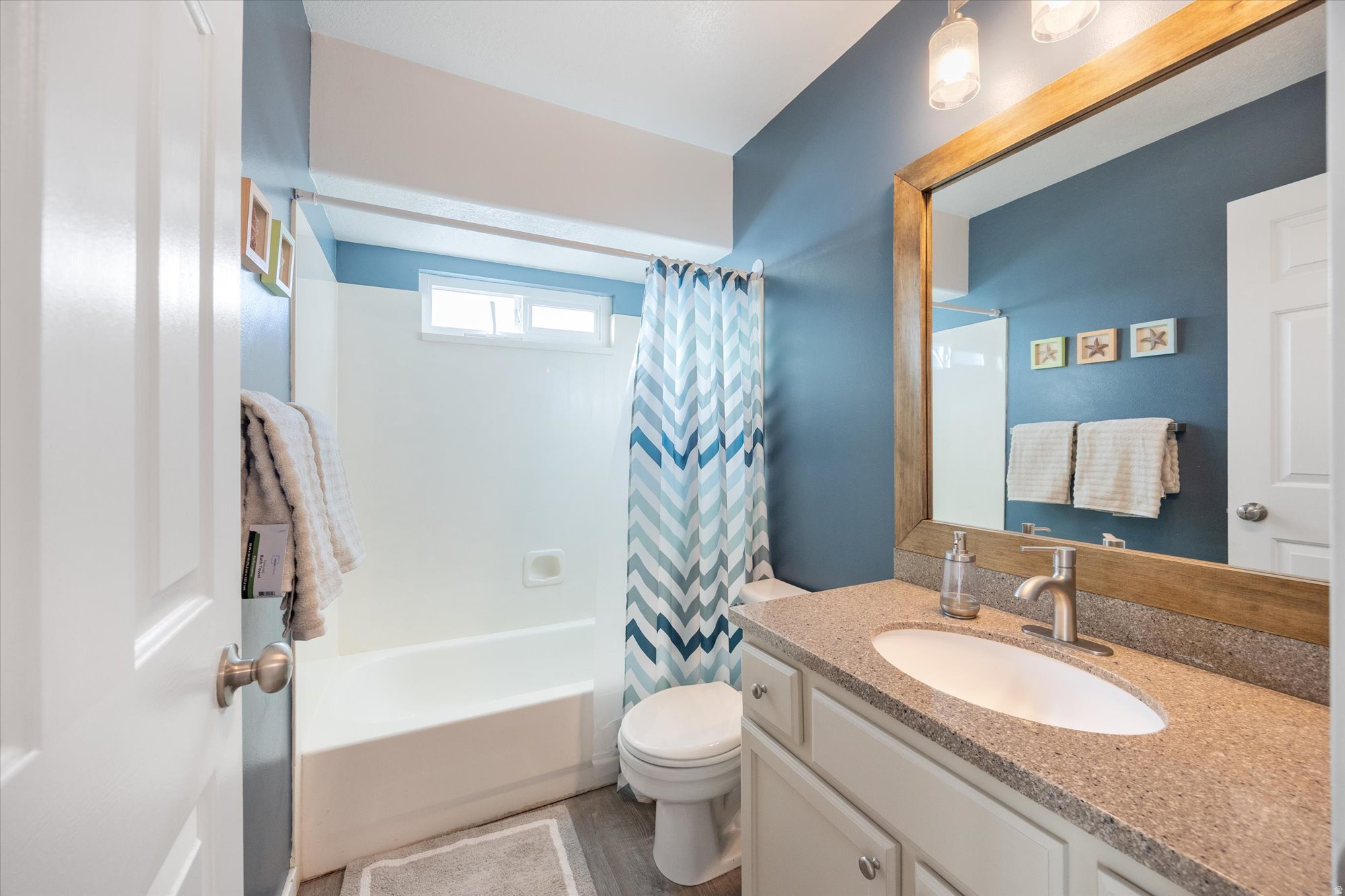 LINDSEY ESTATES - Residential