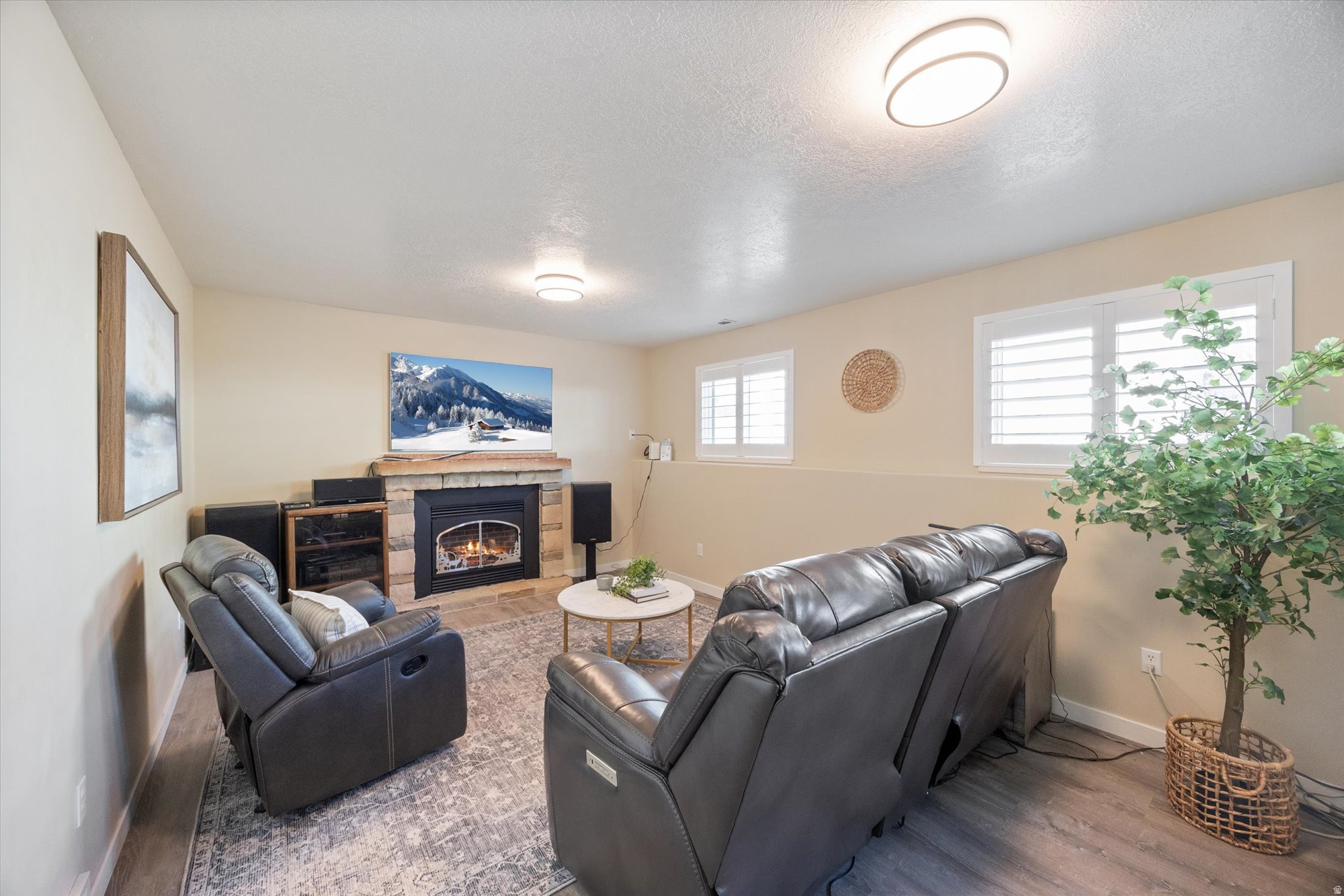 LINDSEY ESTATES - Residential