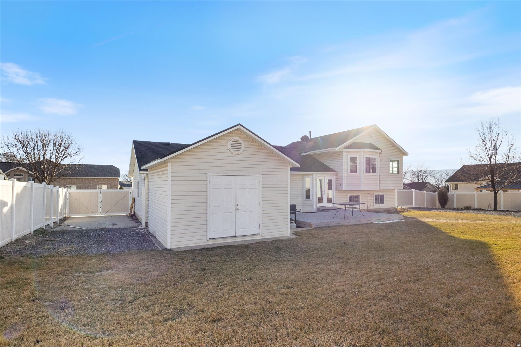 LINDSEY ESTATES - Residential