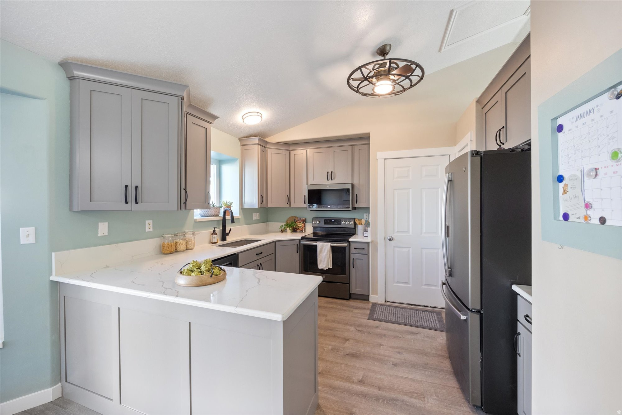 LINDSEY ESTATES - Residential