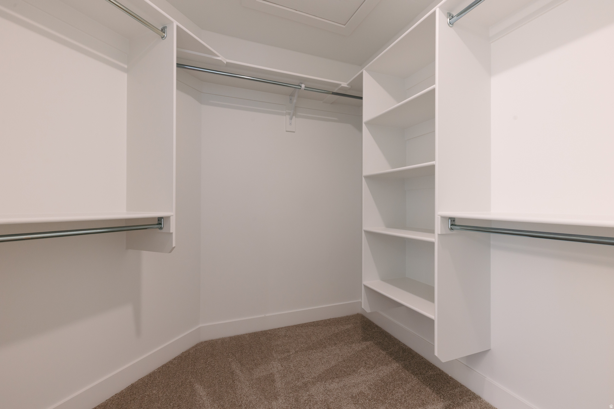 RIVER POINT - Residential