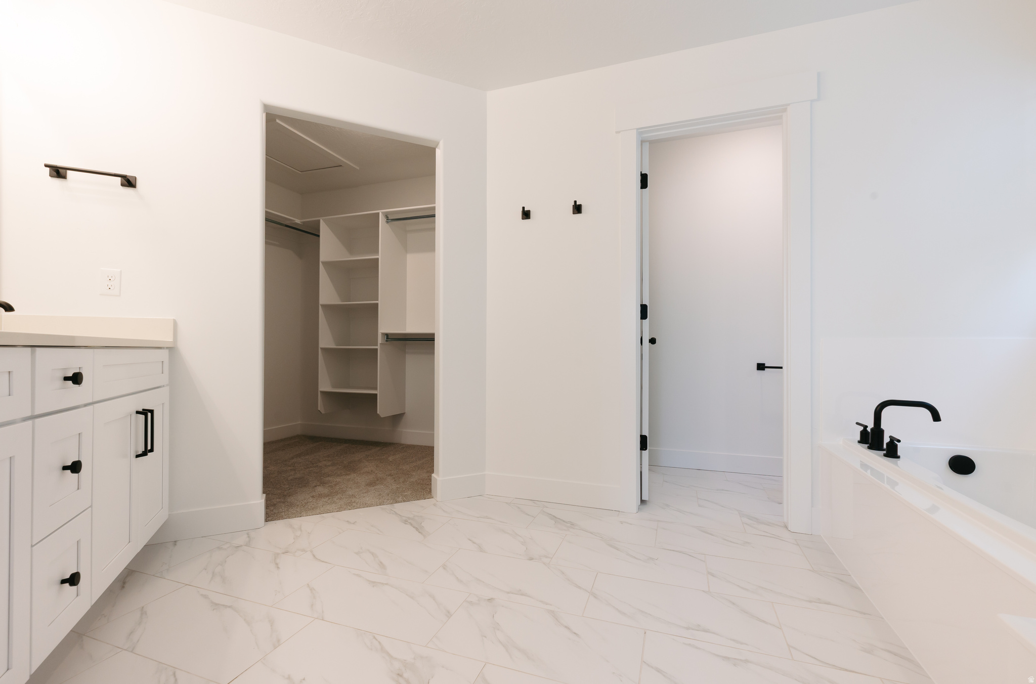 RIVER POINT - Residential