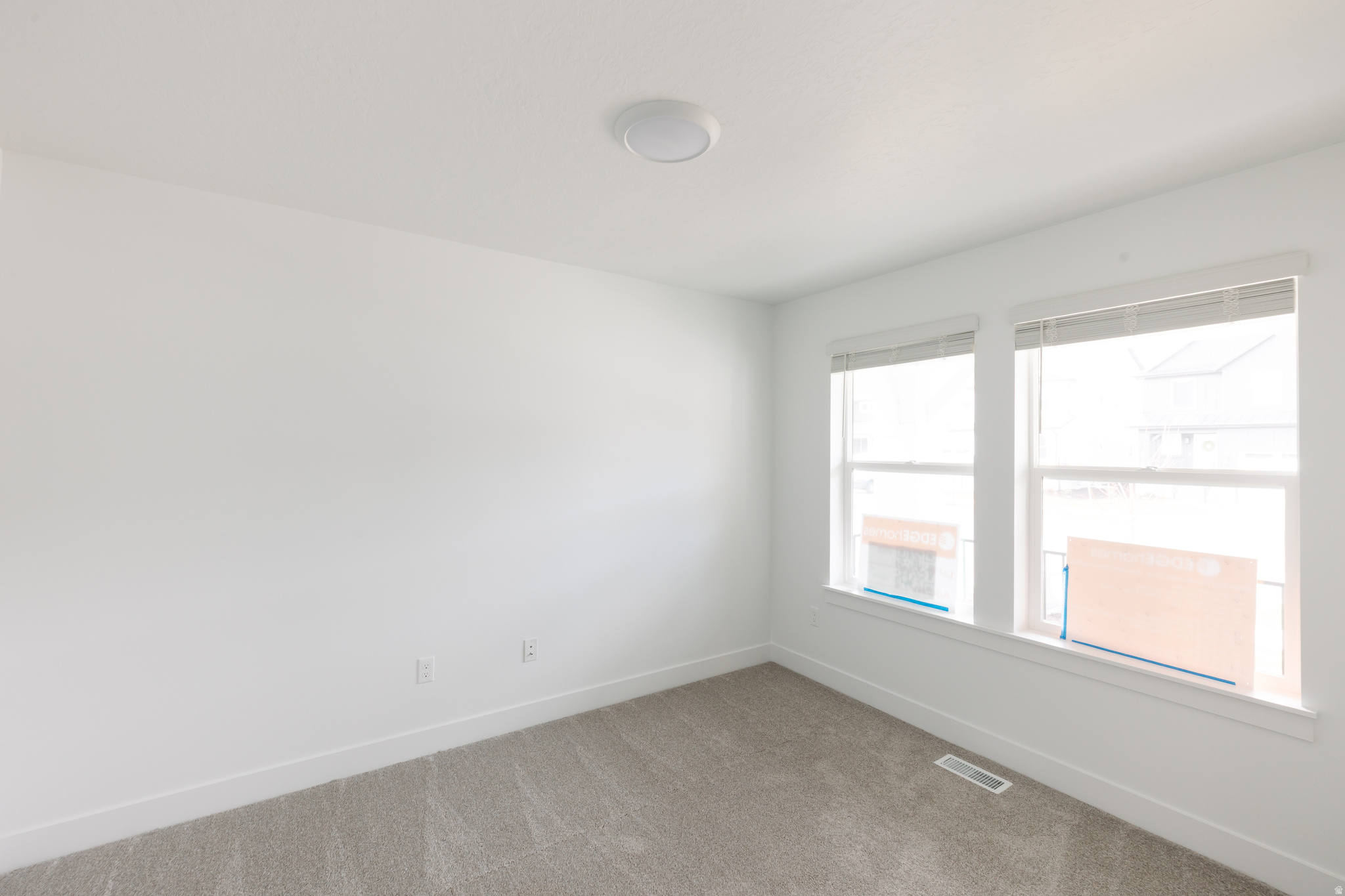 RIVER POINT - Residential