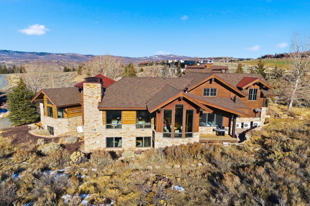 Photo of 2650 E CLIFF ROSE CT, Park City, UT 84098 (MLS # 2127244)