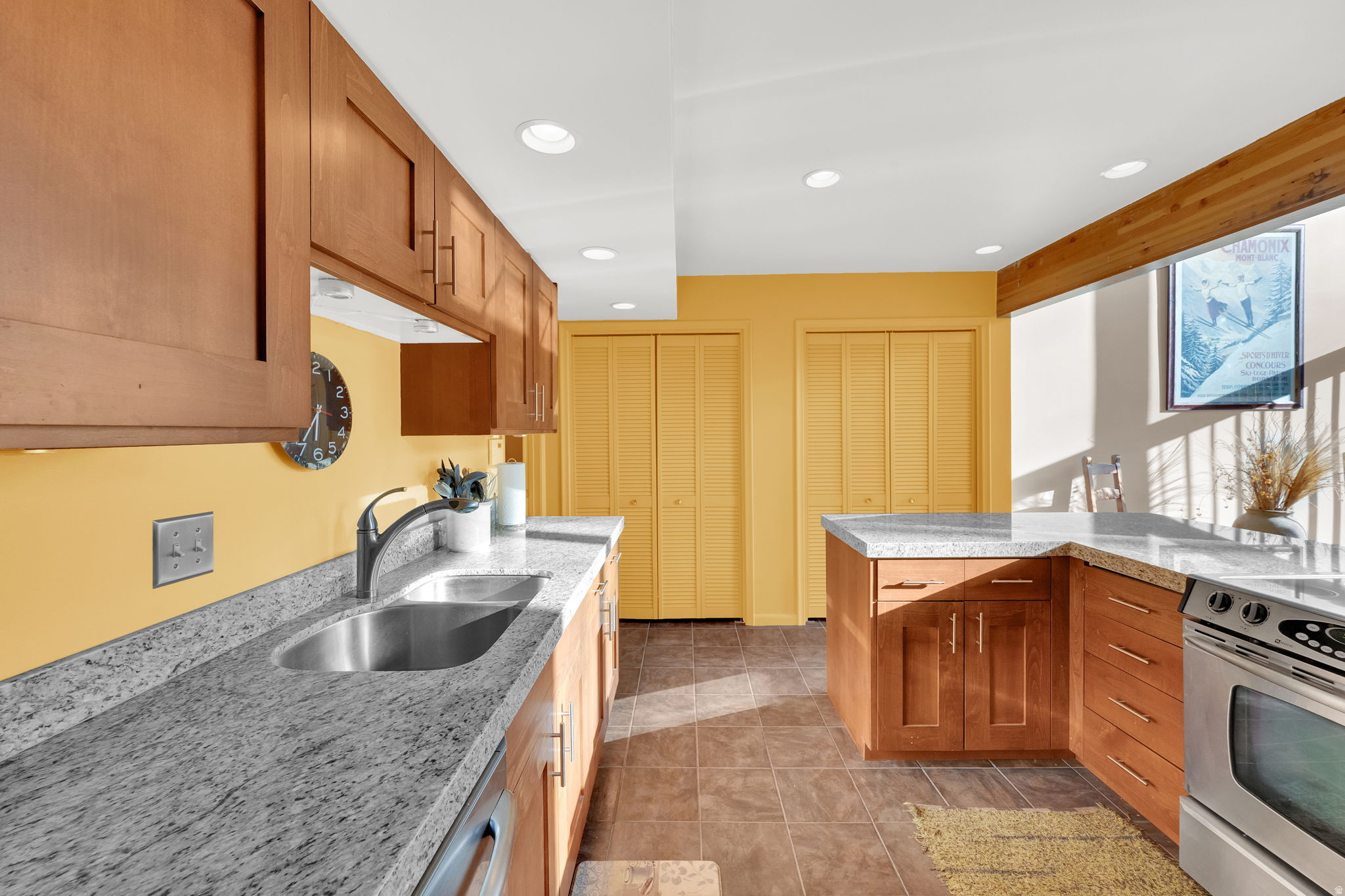 PARK WEST VILLAGE SUB - Residential