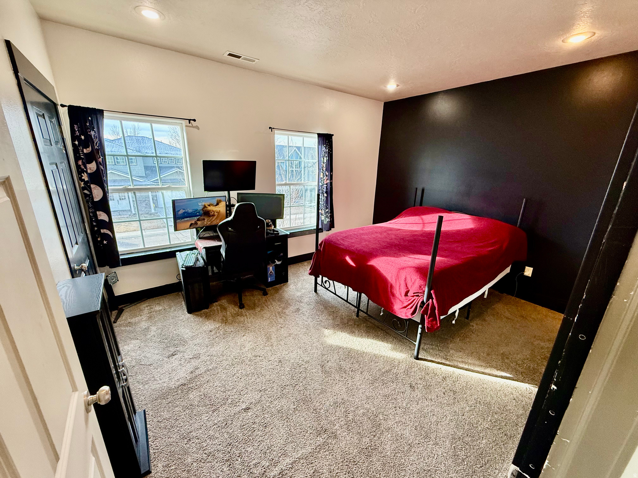 THE PARKS AT DEER HOLLOW SUBDIVISION - Residential