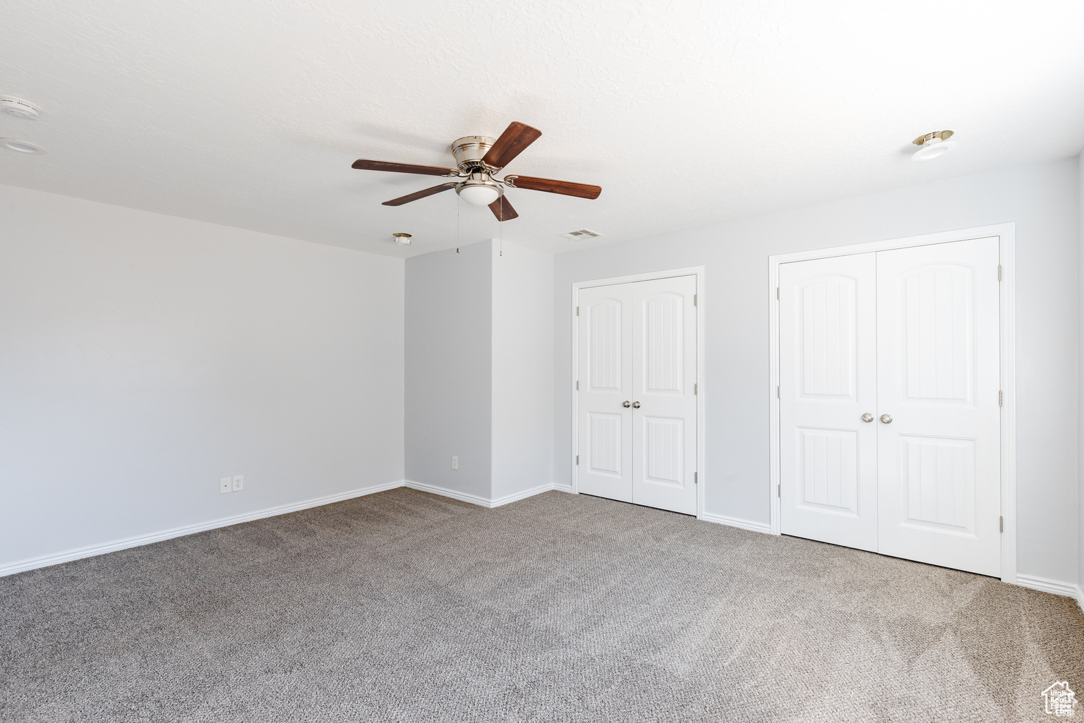 SHADOW MOUNTAIN TOWNHOMES - Residential