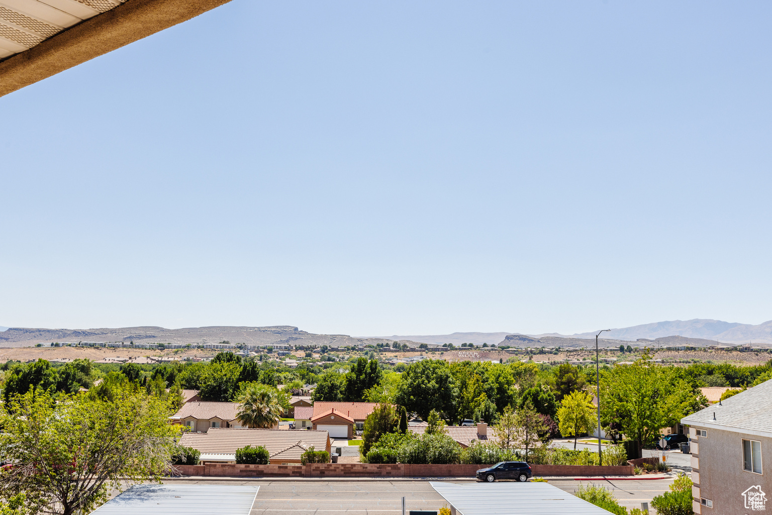 SHADOW MOUNTAIN TOWNHOMES - Residential