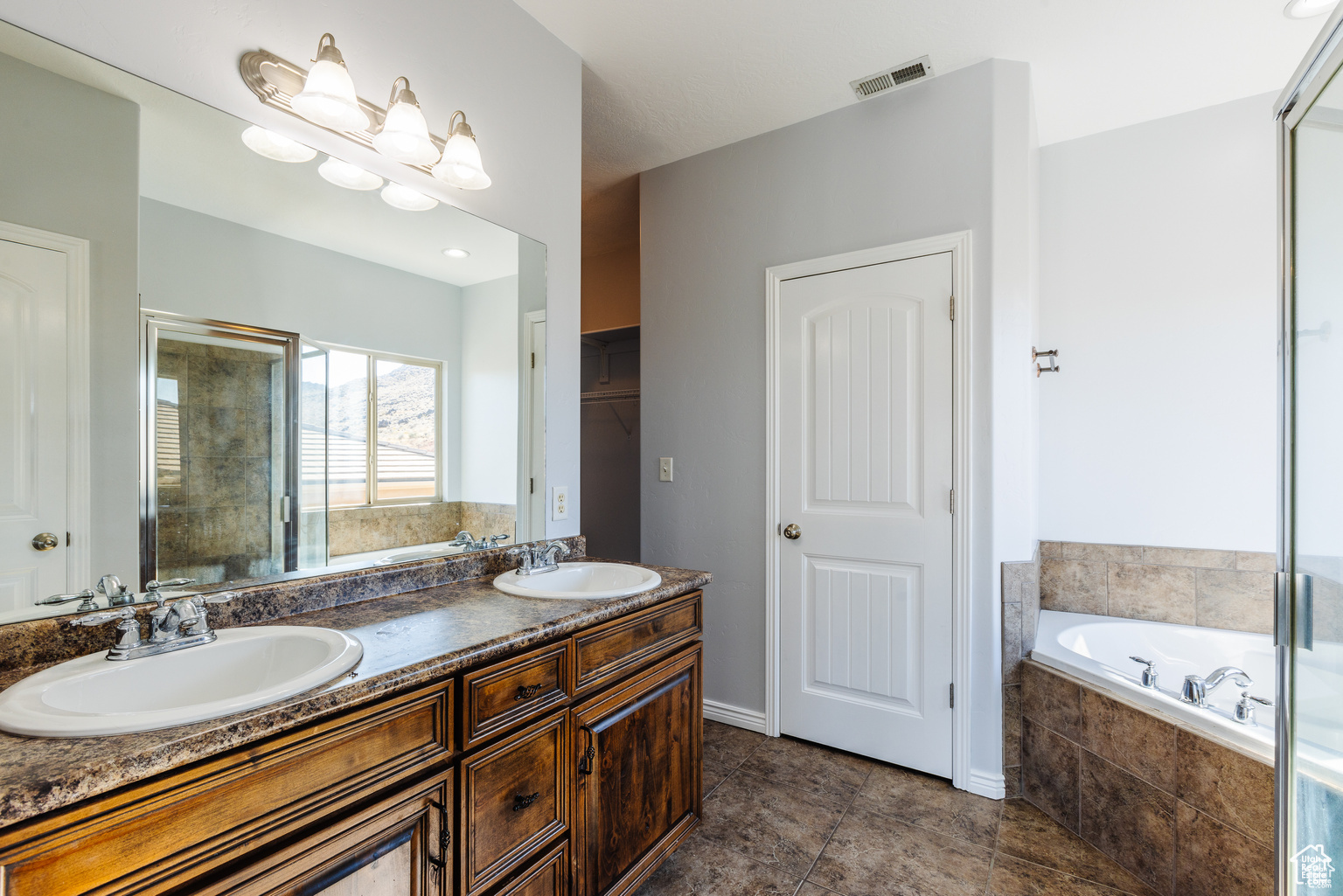 SHADOW MOUNTAIN TOWNHOMES - Residential