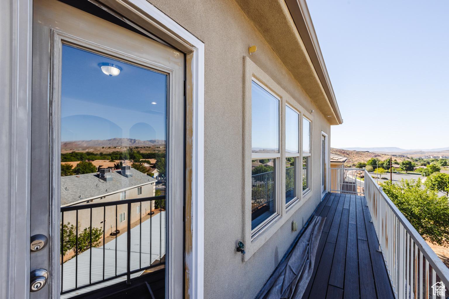 SHADOW MOUNTAIN TOWNHOMES - Residential