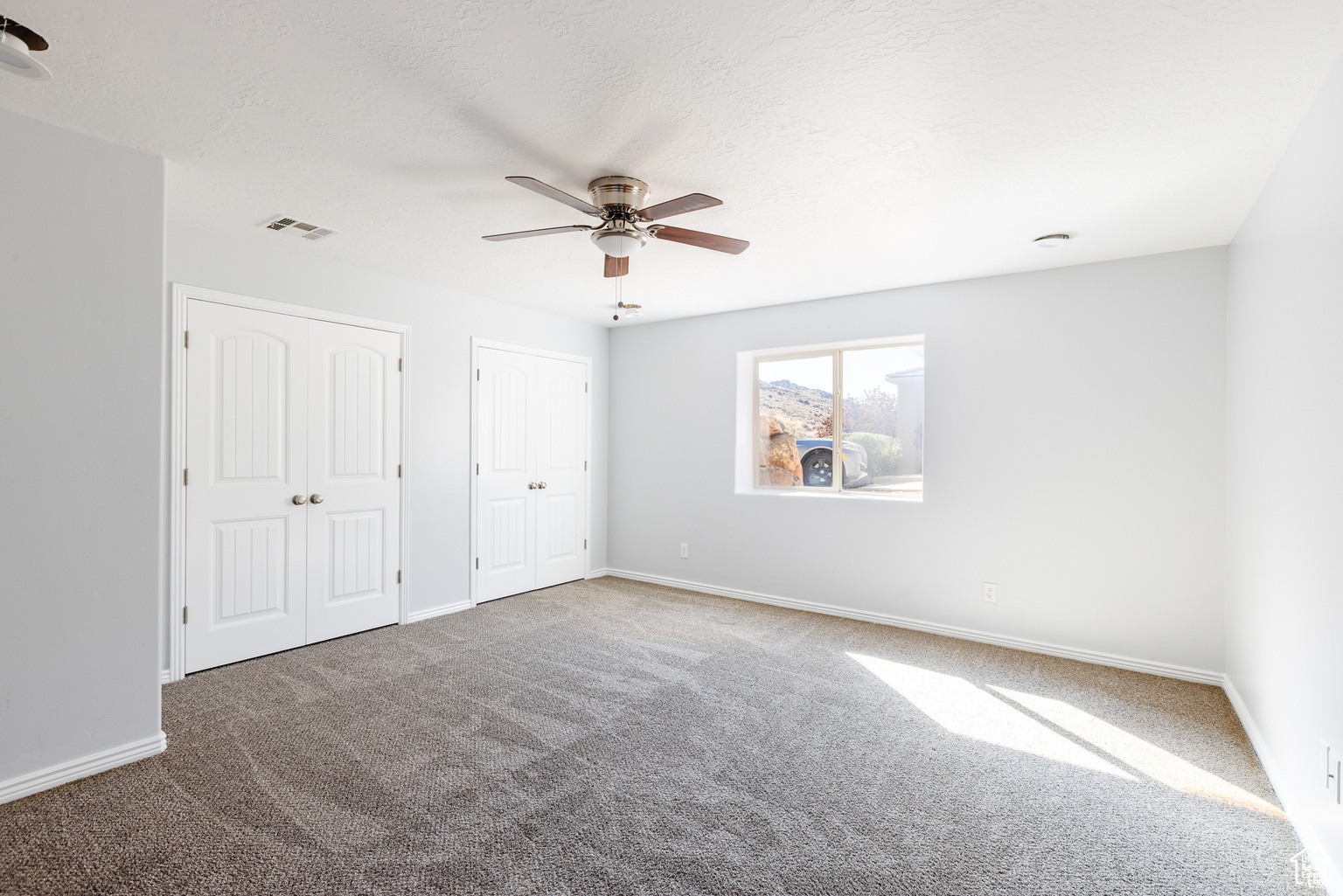 SHADOW MOUNTAIN TOWNHOMES - Residential