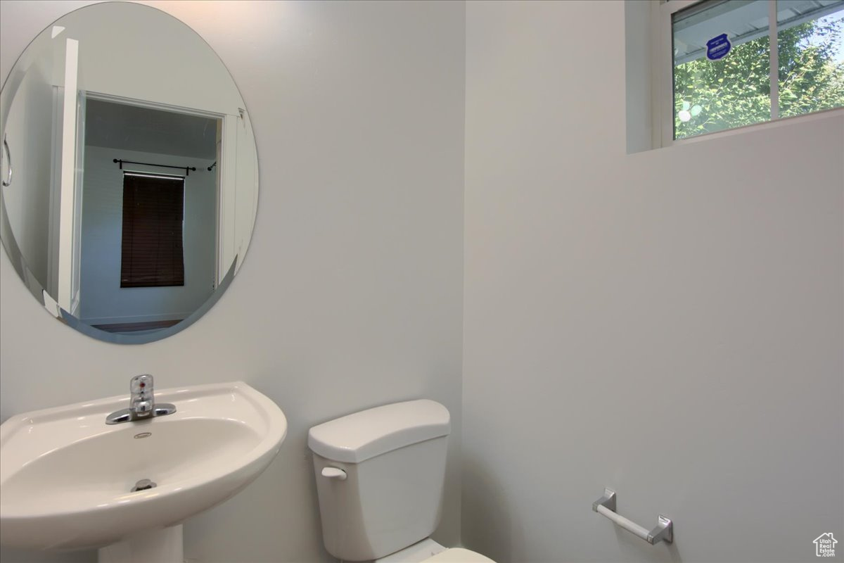 MILLBURN MANOR - Residential