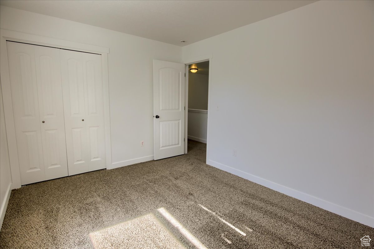 MILLBURN MANOR - Residential