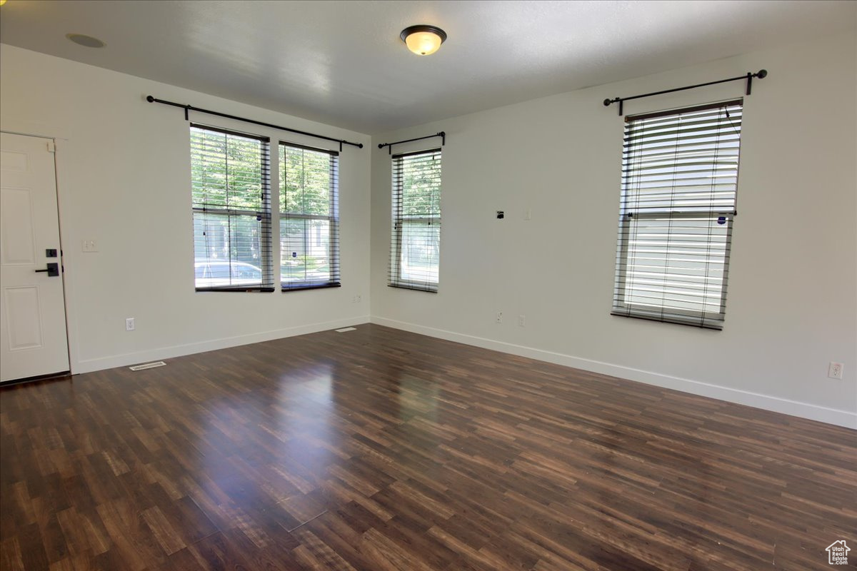 MILLBURN MANOR - Residential