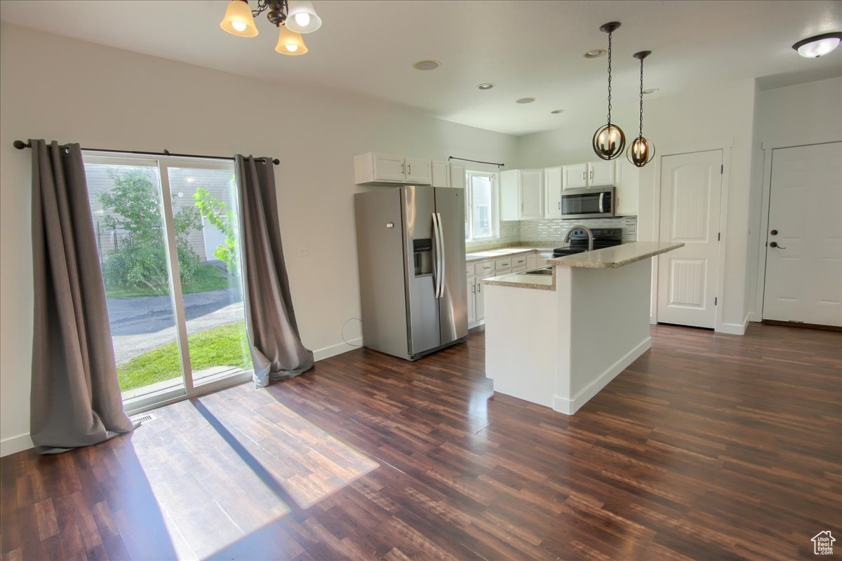 MILLBURN MANOR - Residential