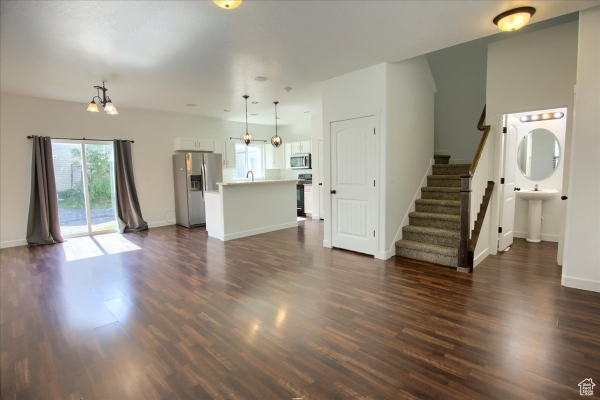 MILLBURN MANOR - Residential