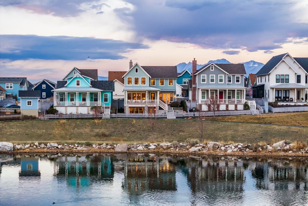 Photo of 10962 S PADDLE BOARD WAY W, South Jordan, UT 84009 (MLS # 2146305)