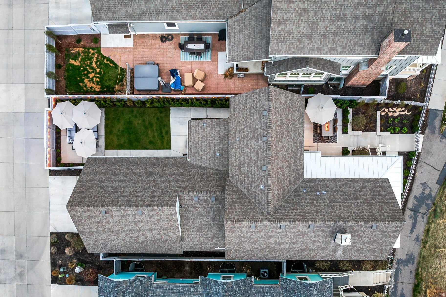 DAYBREAK - Residential