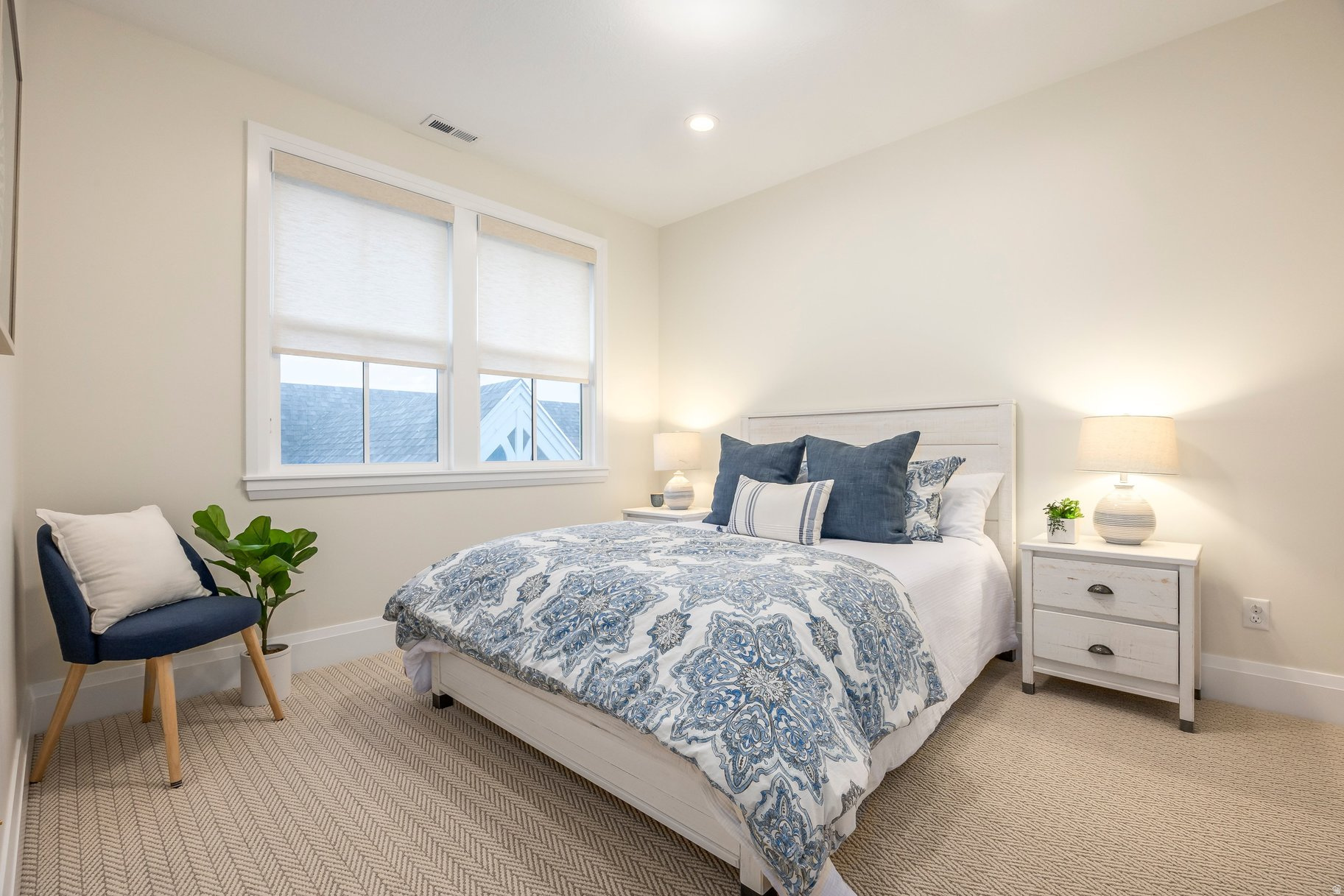 DAYBREAK - Residential