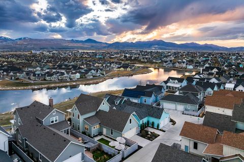 Tiny photo for 10962 S PADDLE BOARD WAY W, South Jordan, UT 84009 (MLS # 2146305)