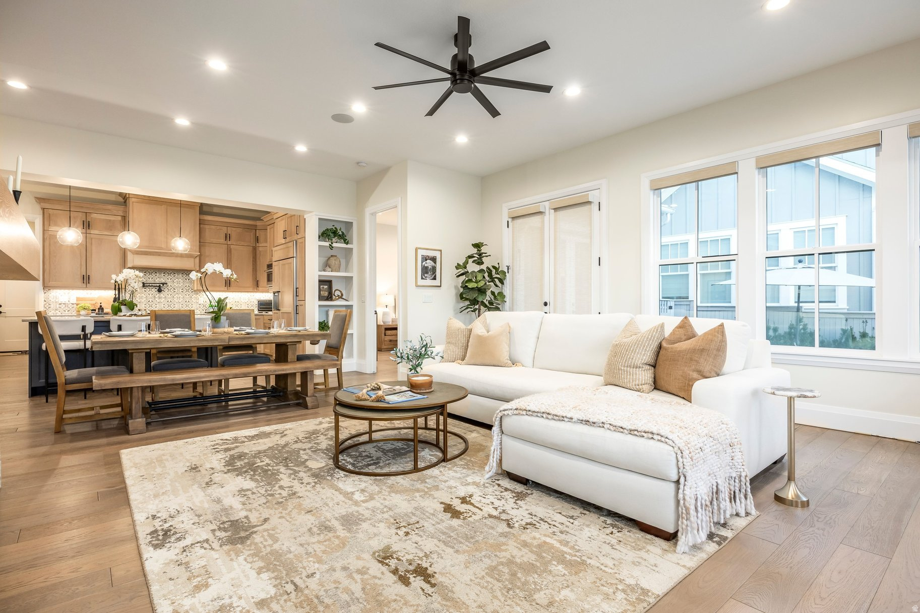 DAYBREAK - Residential