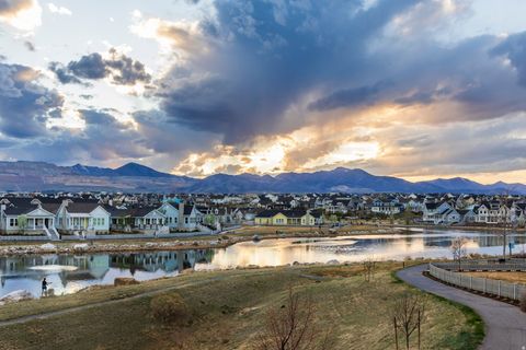 Tiny photo for 10962 S PADDLE BOARD WAY W, South Jordan, UT 84009 (MLS # 2146305)