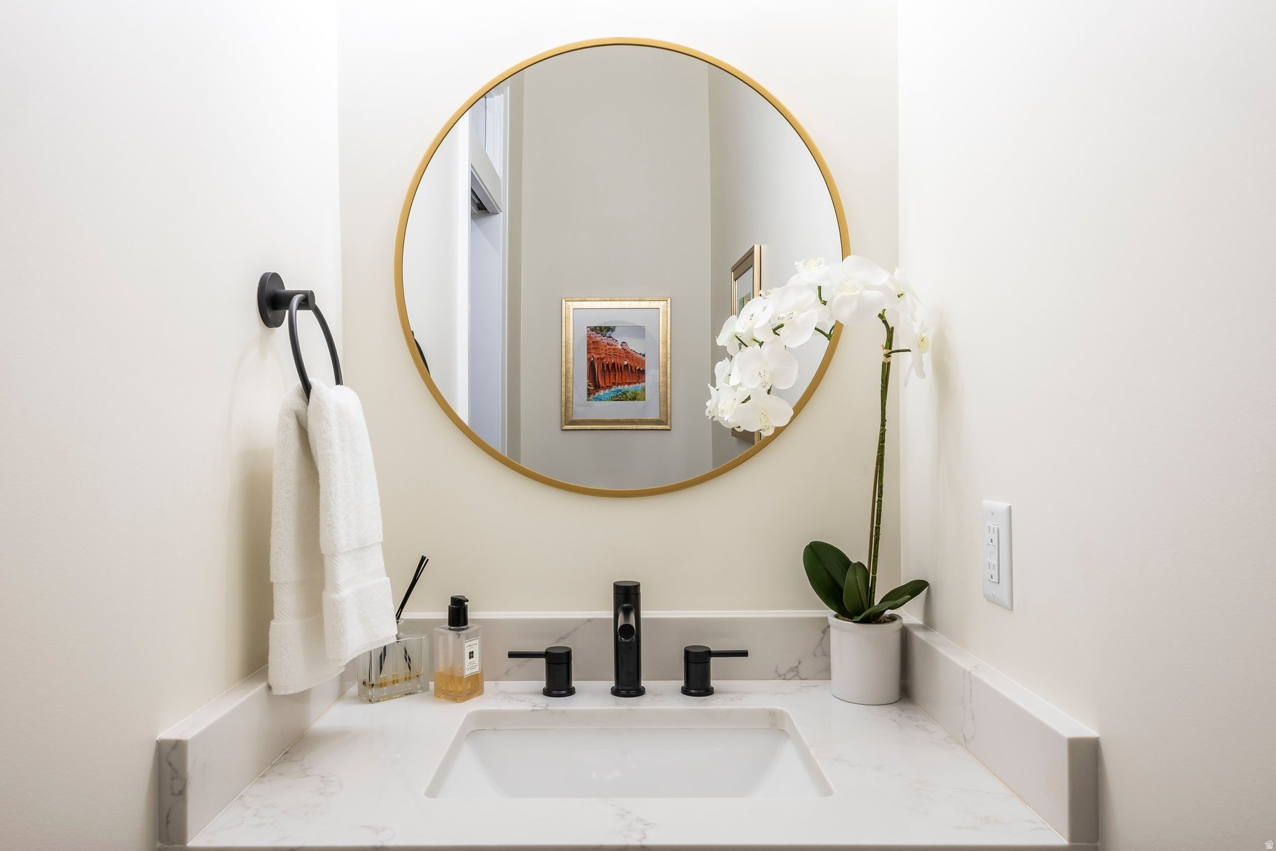 DAYBREAK - Residential