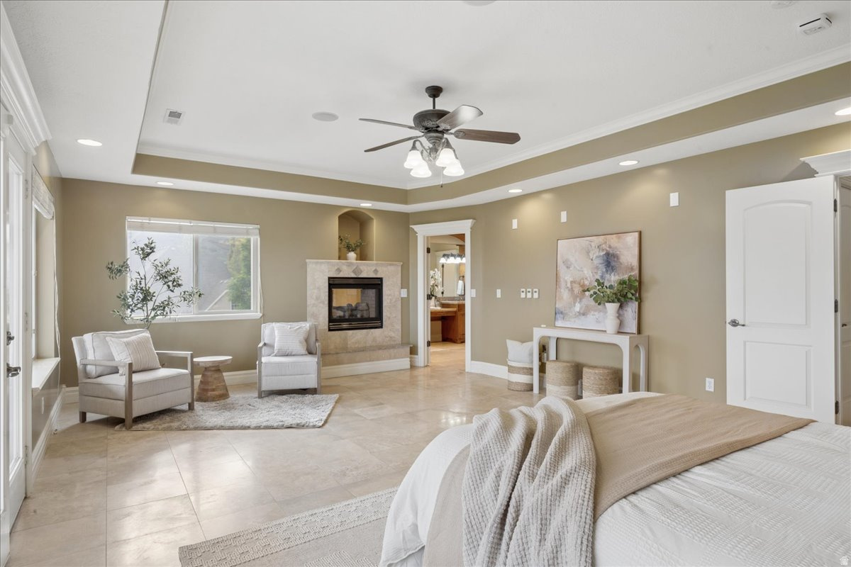 OAK MEADOWS - Residential