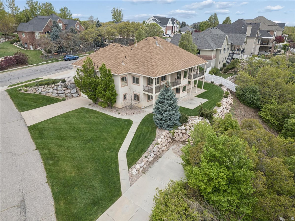 OAK MEADOWS - Residential