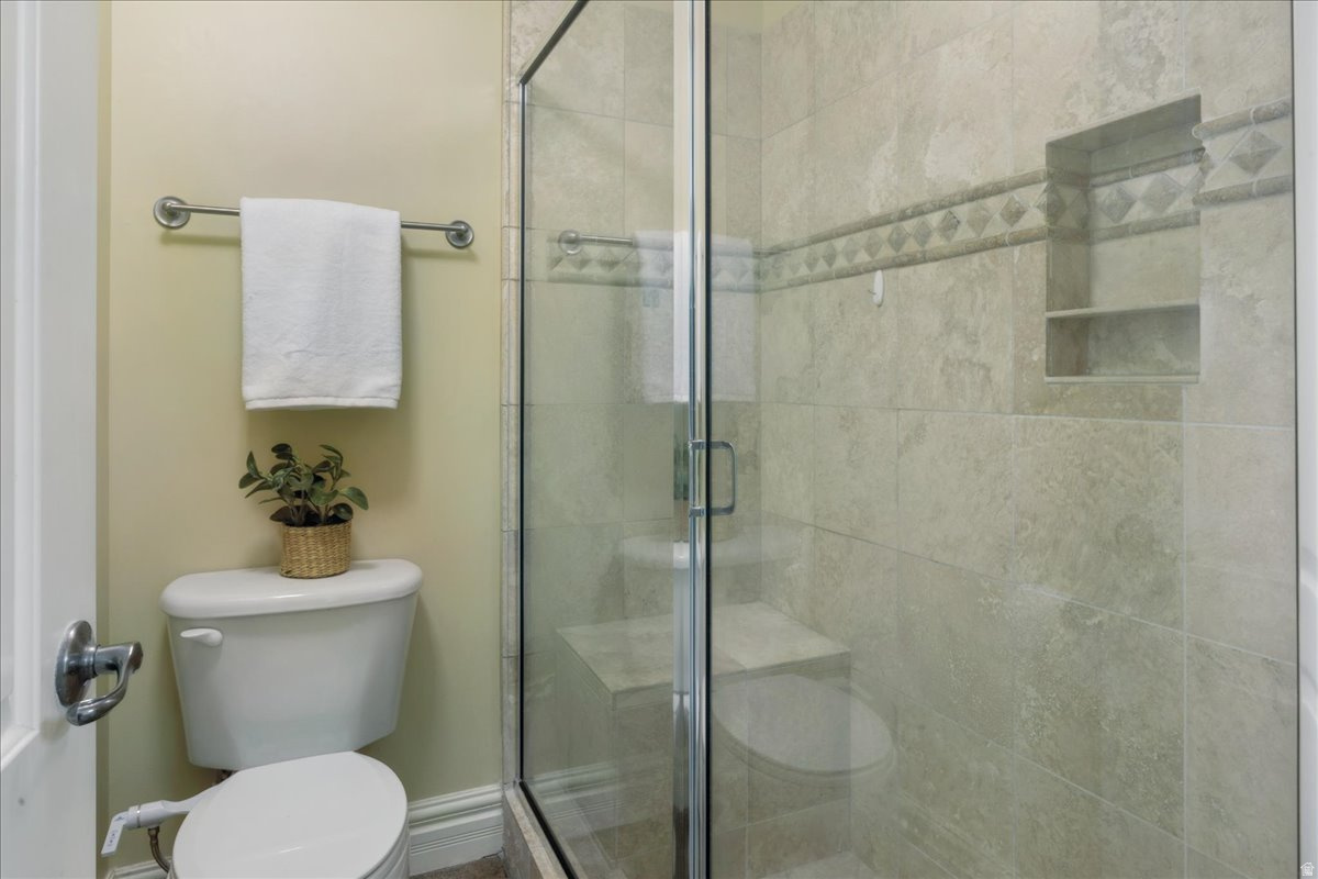 OAK MEADOWS - Residential