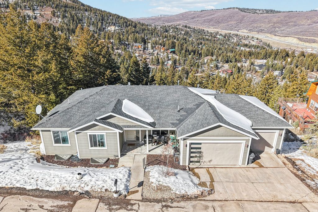 Photo of 330 MATTERHORN DR, Park City, UT 84098 (MLS # 2135154)