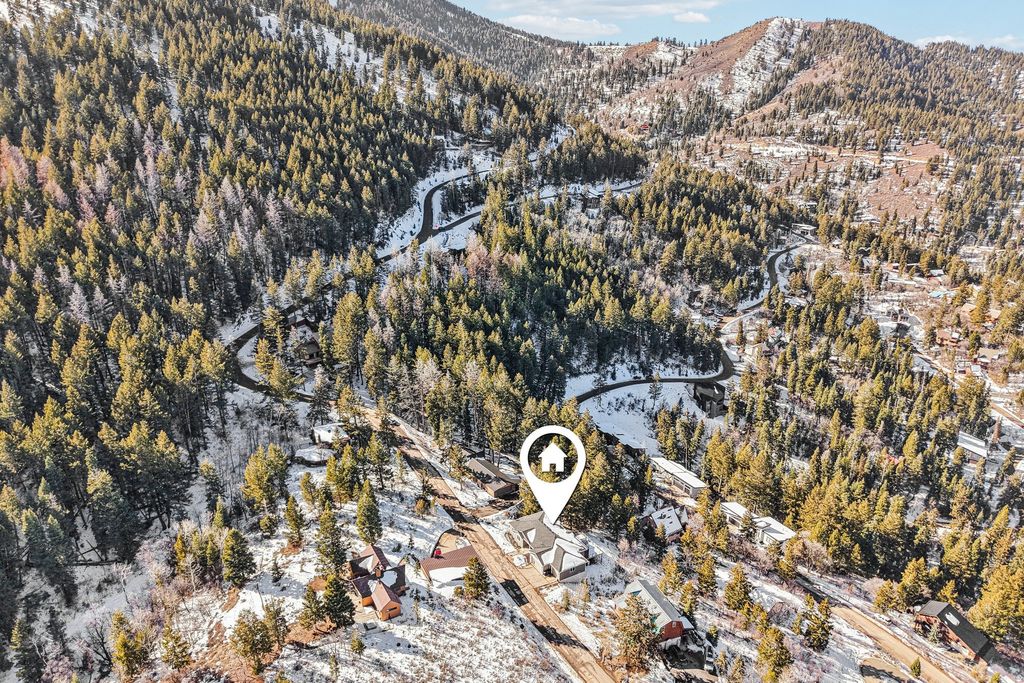 Photo of 330 MATTERHORN DR, Park City, UT 84098 (MLS # 2135154)