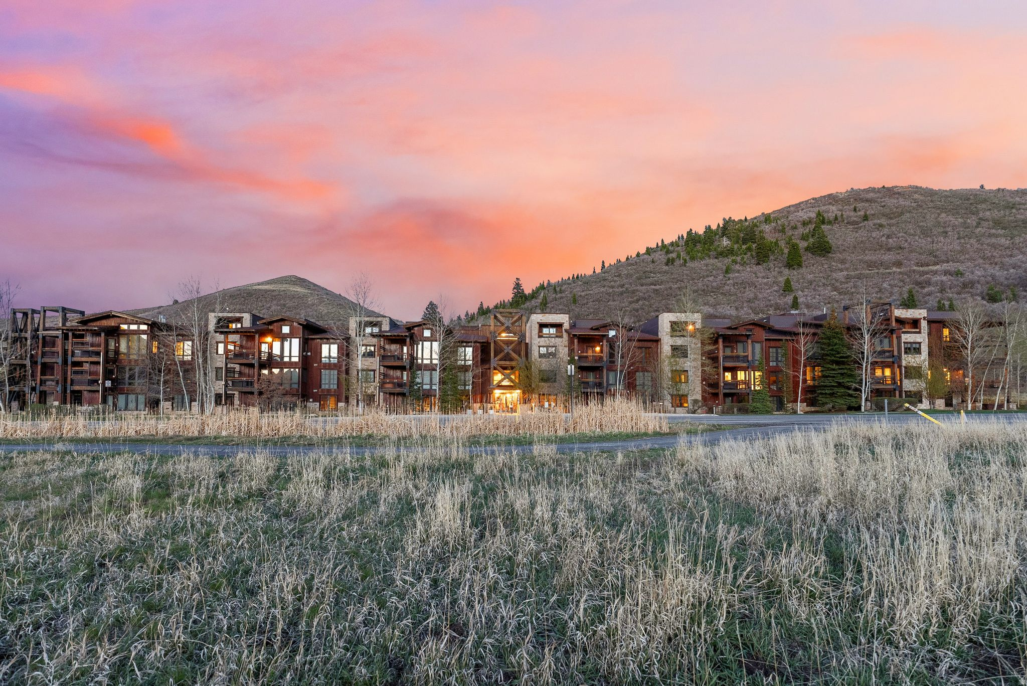 DEER VALLEY PHASE II CONDOMINIUM - Residential