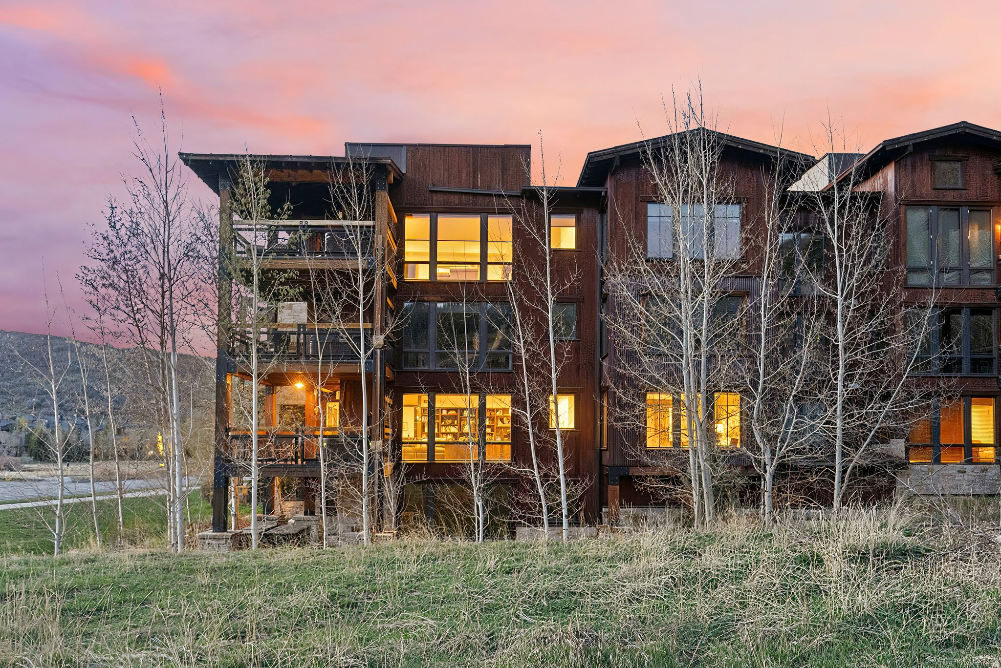 DEER VALLEY PHASE II CONDOMINIUM - Residential