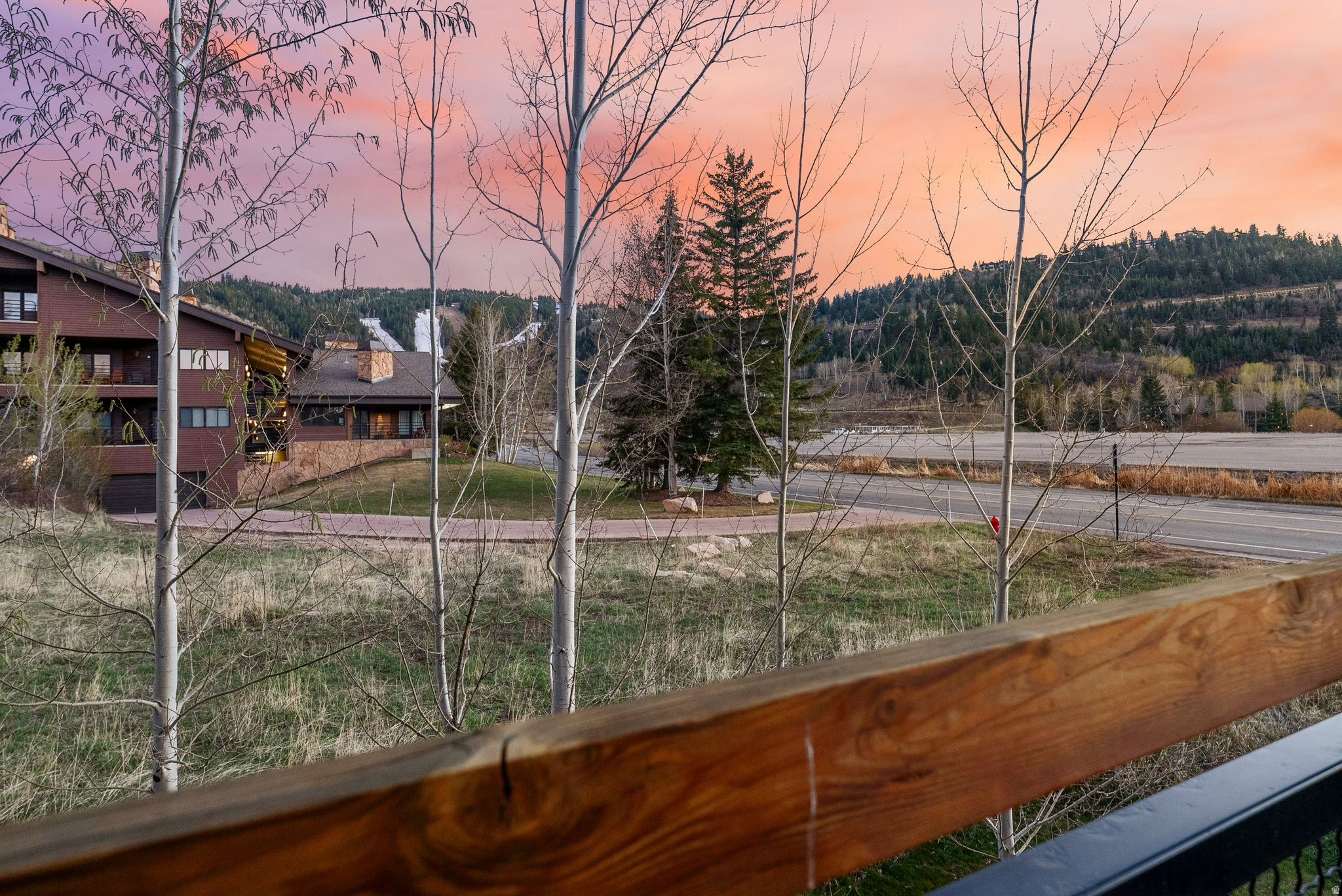 DEER VALLEY PHASE II CONDOMINIUM - Residential