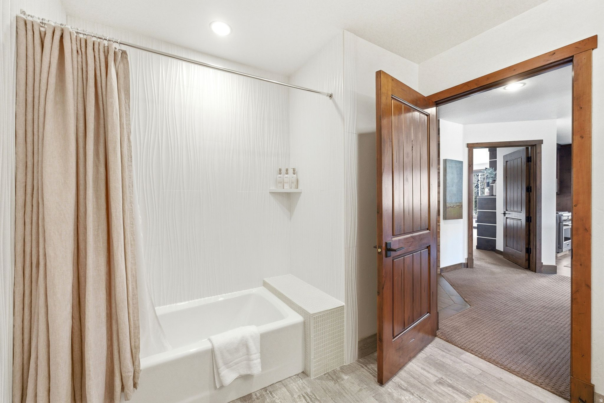 DEER VALLEY PHASE II CONDOMINIUM - Residential