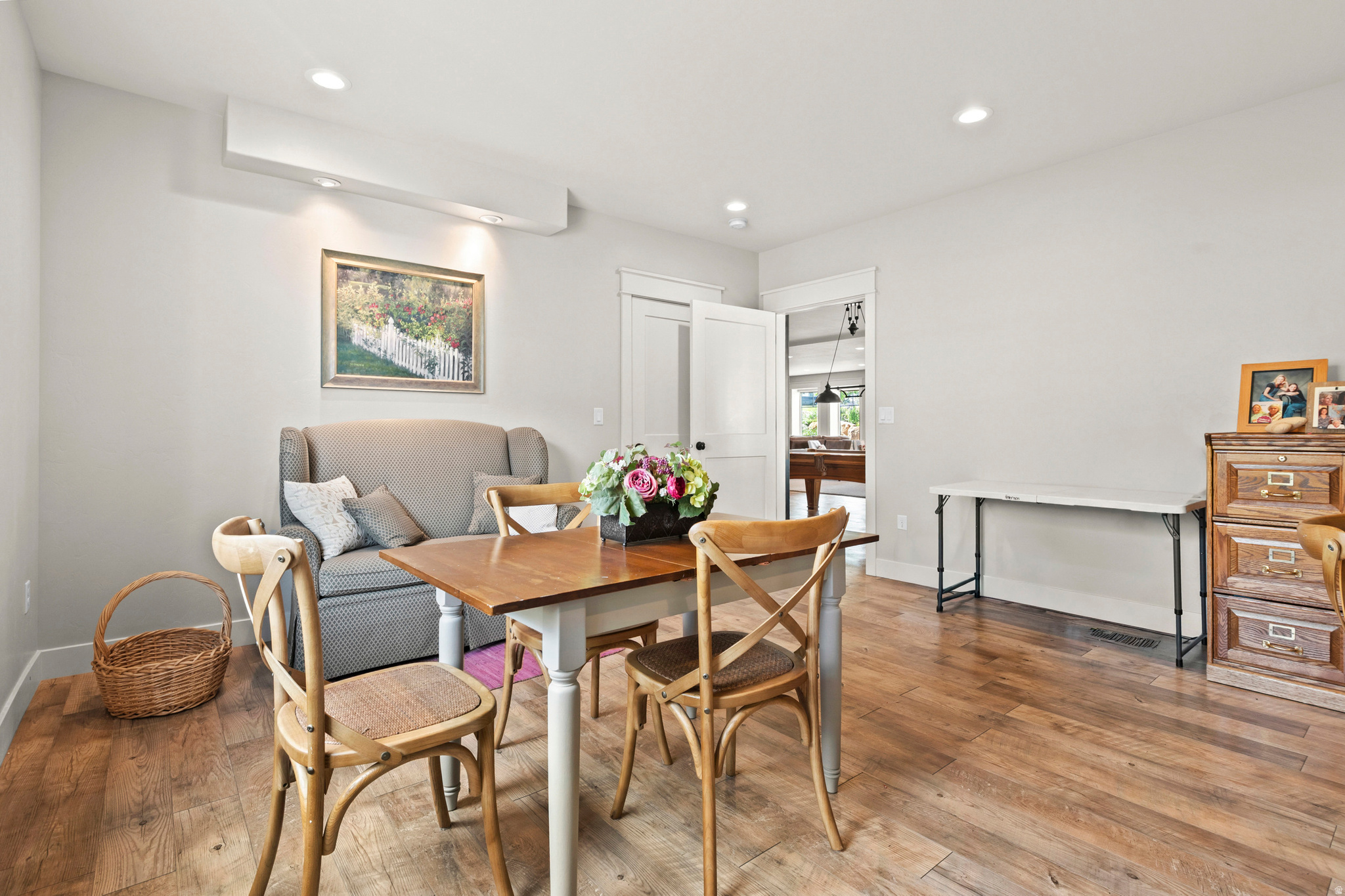 MOUNTAIN VIEW - Residential