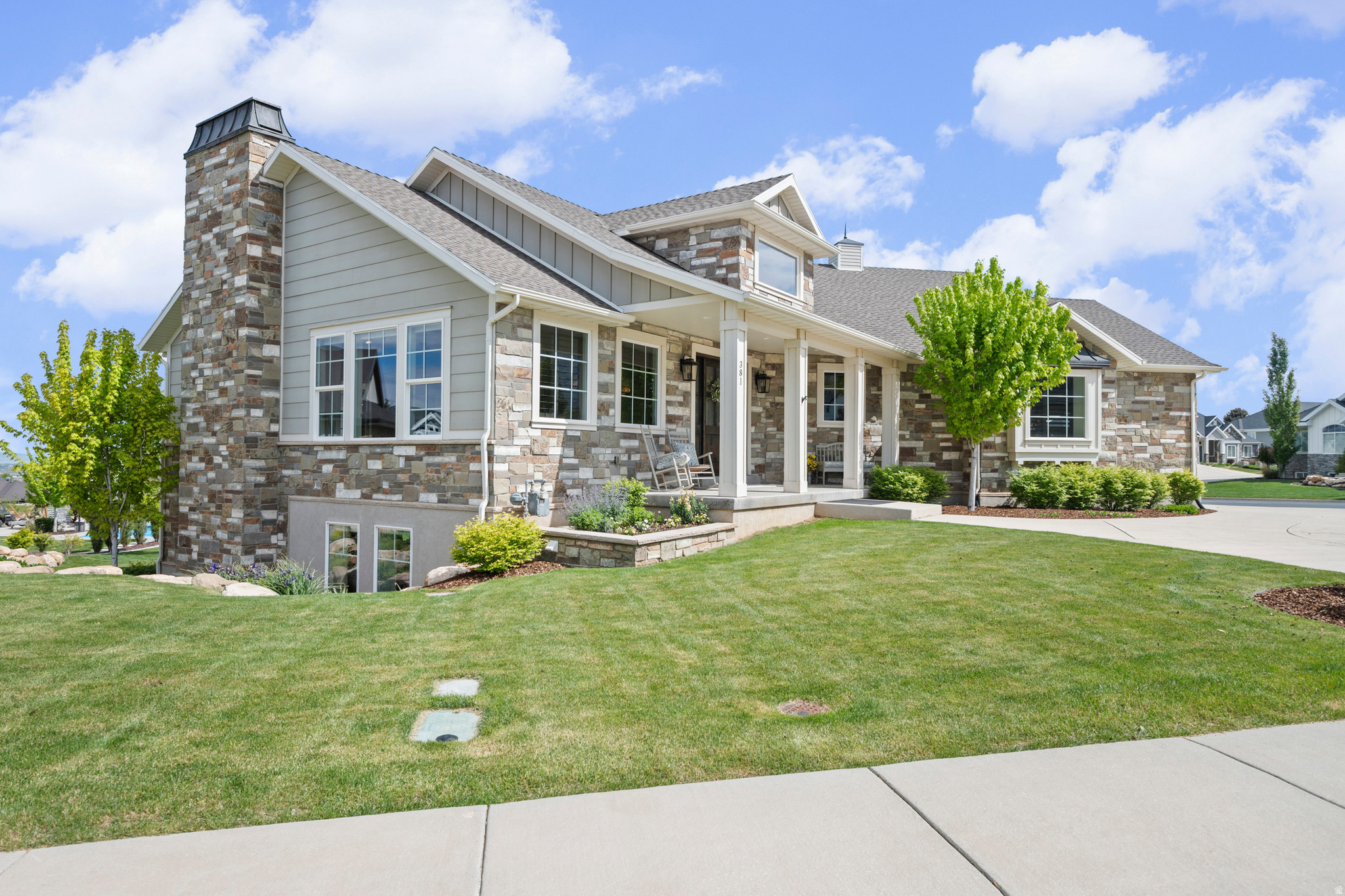 MOUNTAIN VIEW - Residential