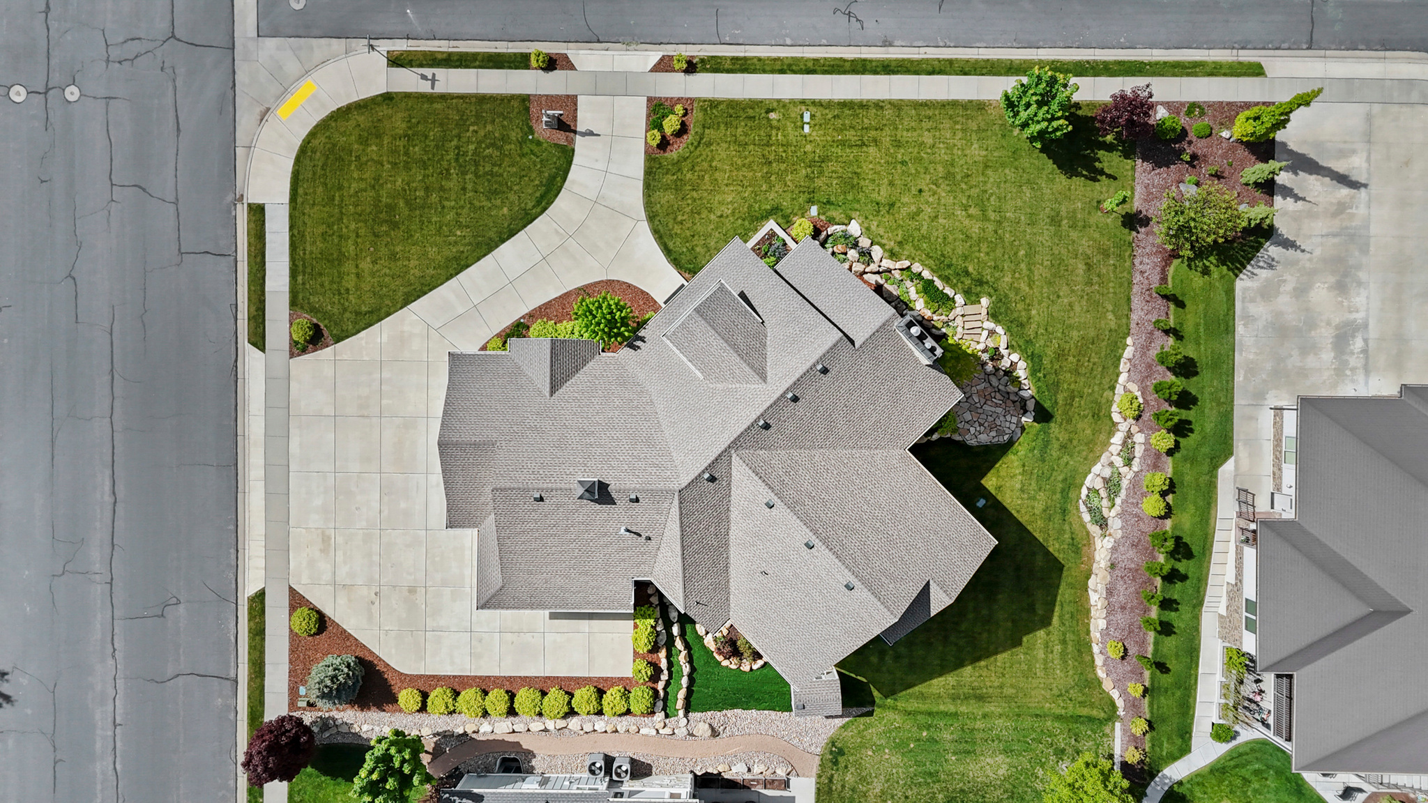 MOUNTAIN VIEW - Residential