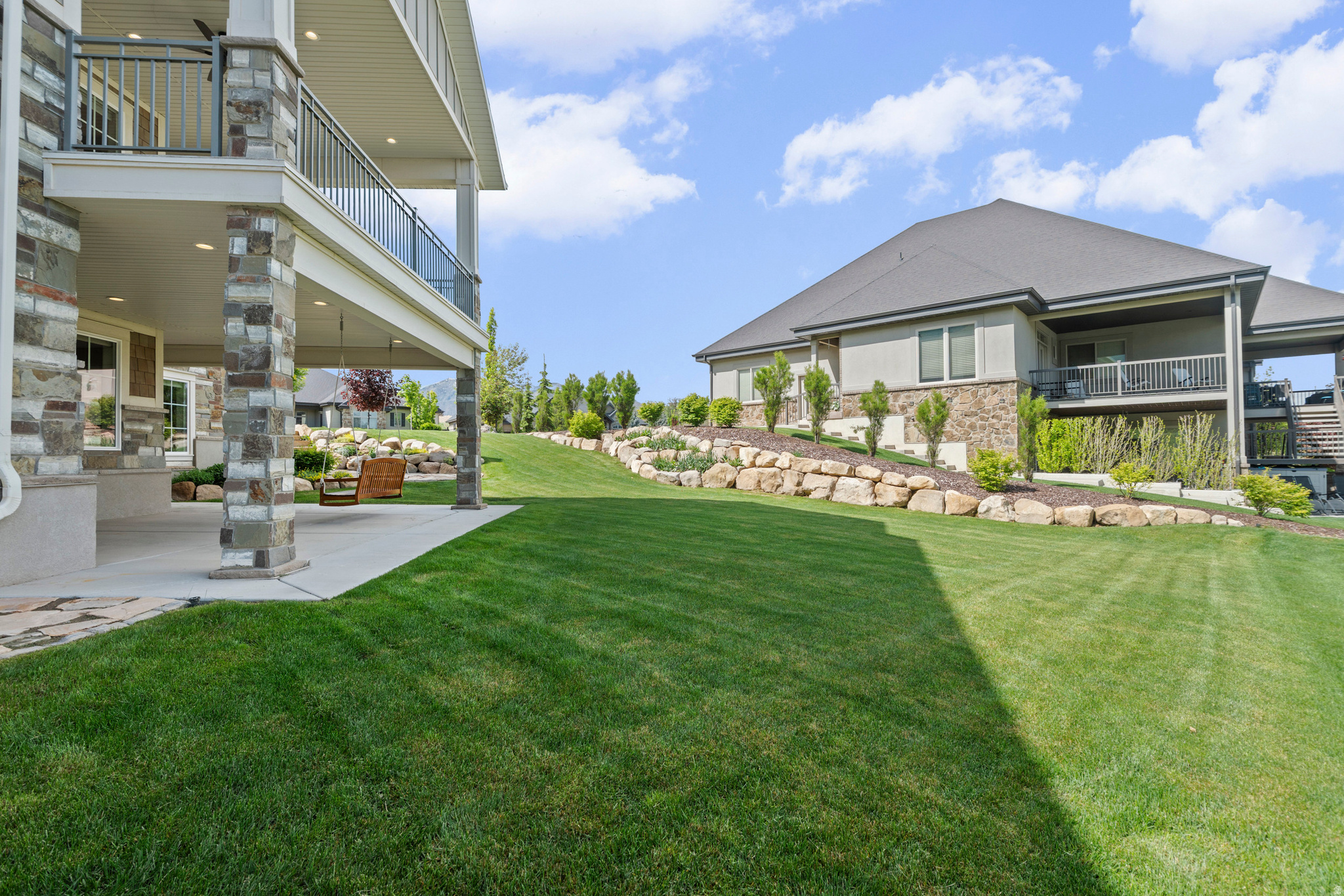 MOUNTAIN VIEW - Residential