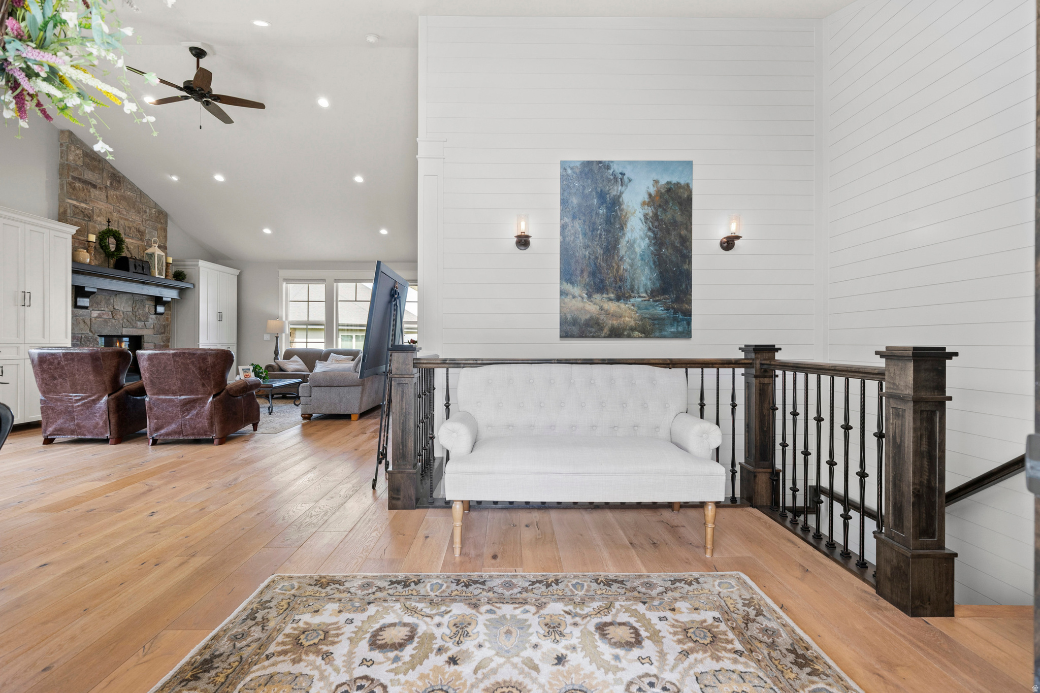MOUNTAIN VIEW - Residential