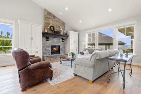 Tiny photo for 381 E 1260 S, Salem, UT 84653 (MLS # 2156885)