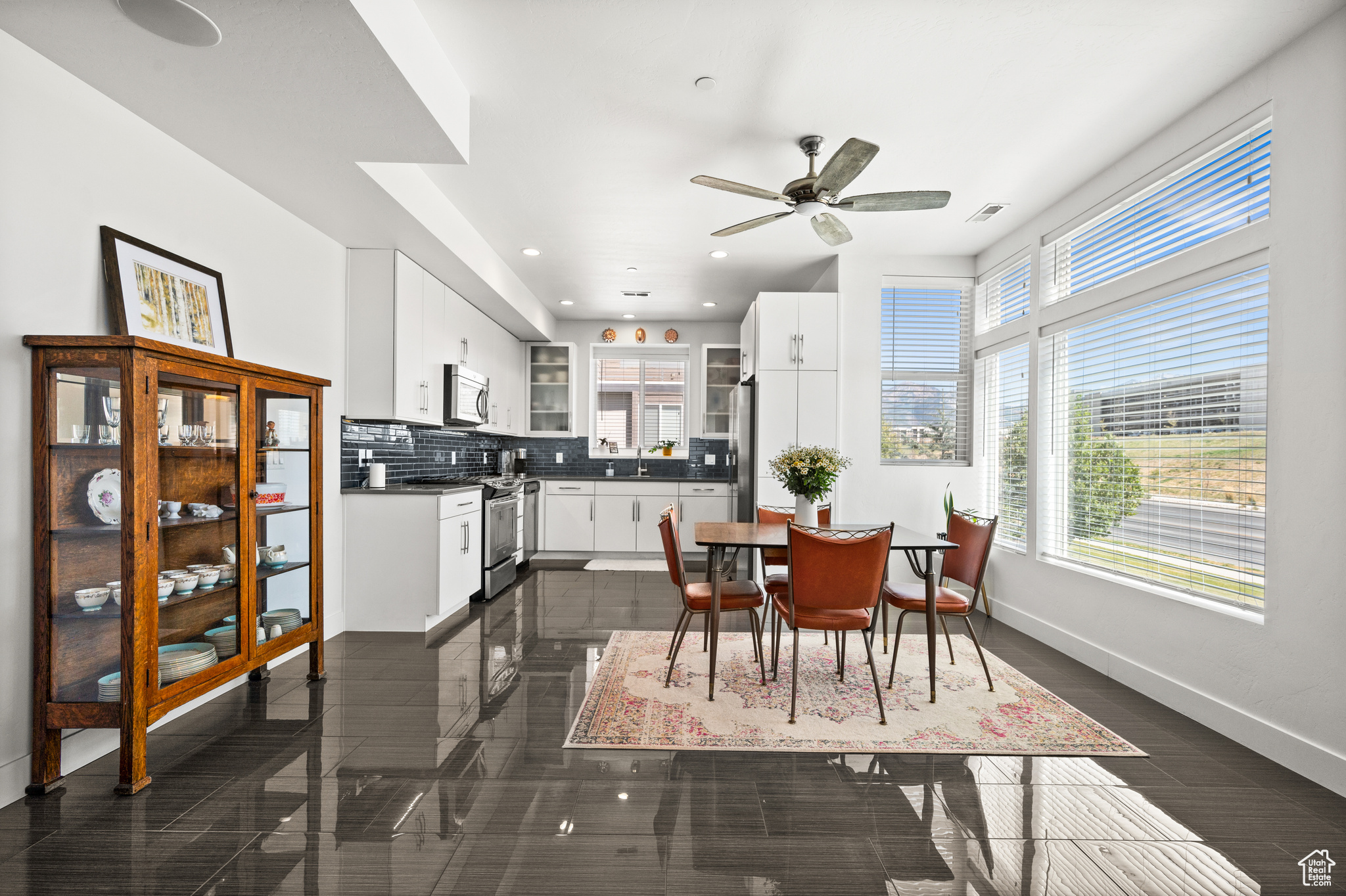 ROOFTOPS @ 7800 - Residential