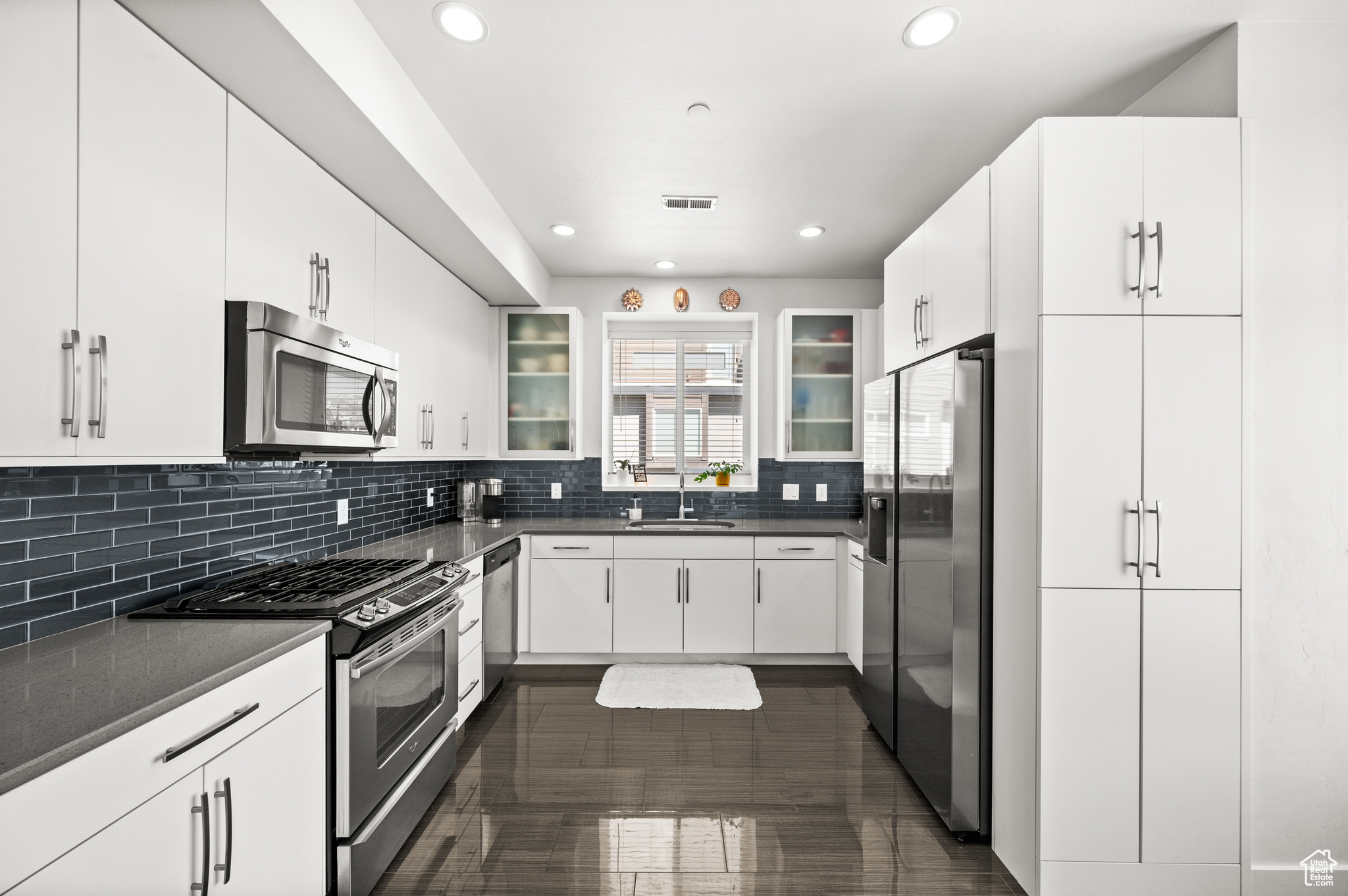 ROOFTOPS @ 7800 - Residential