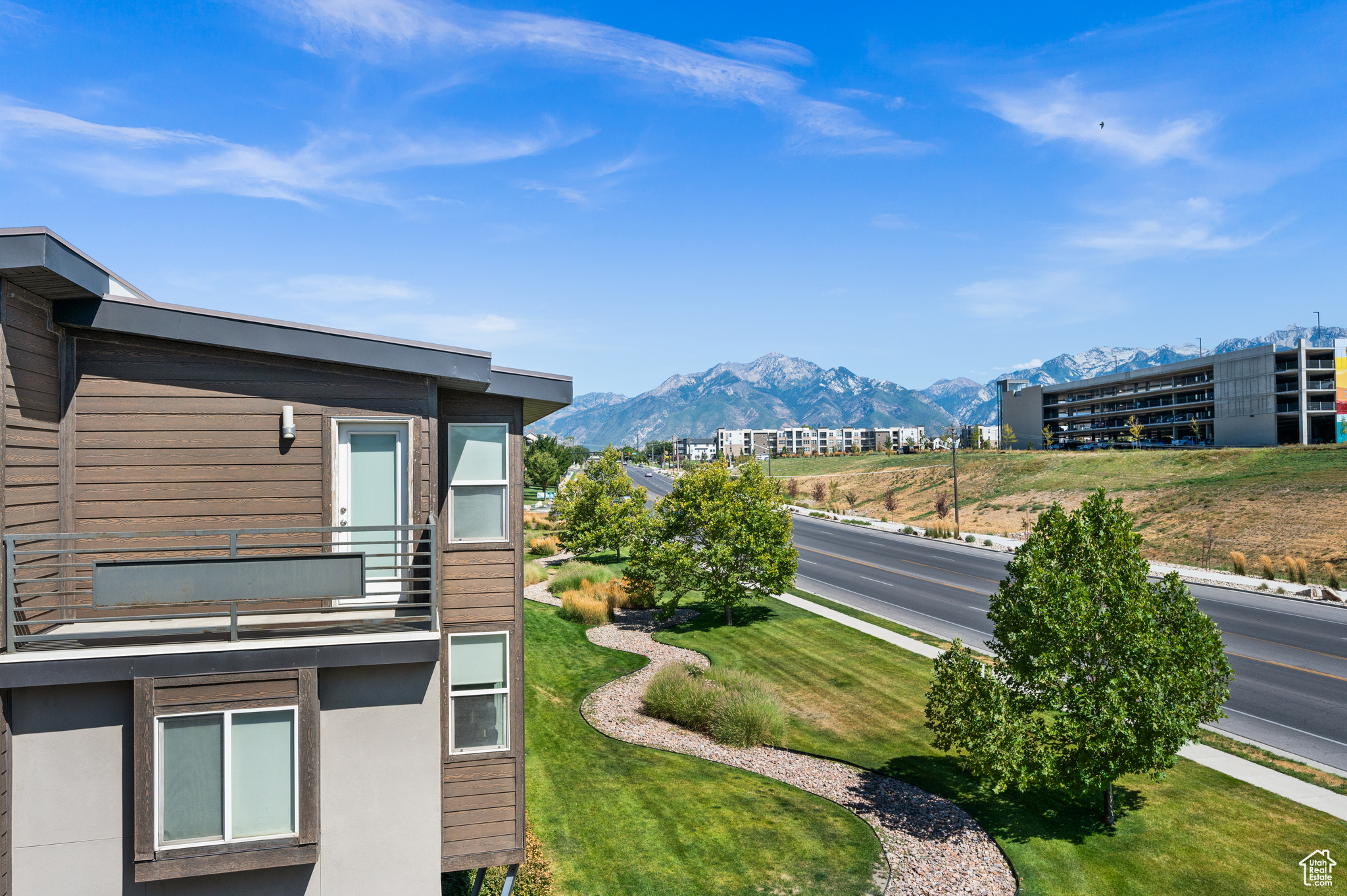 ROOFTOPS @ 7800 - Residential