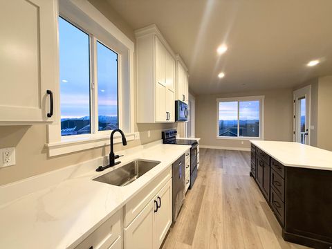 Tiny photo for 413 S 1150 E #1101, Smithfield, UT 84335 (MLS # 2133292)