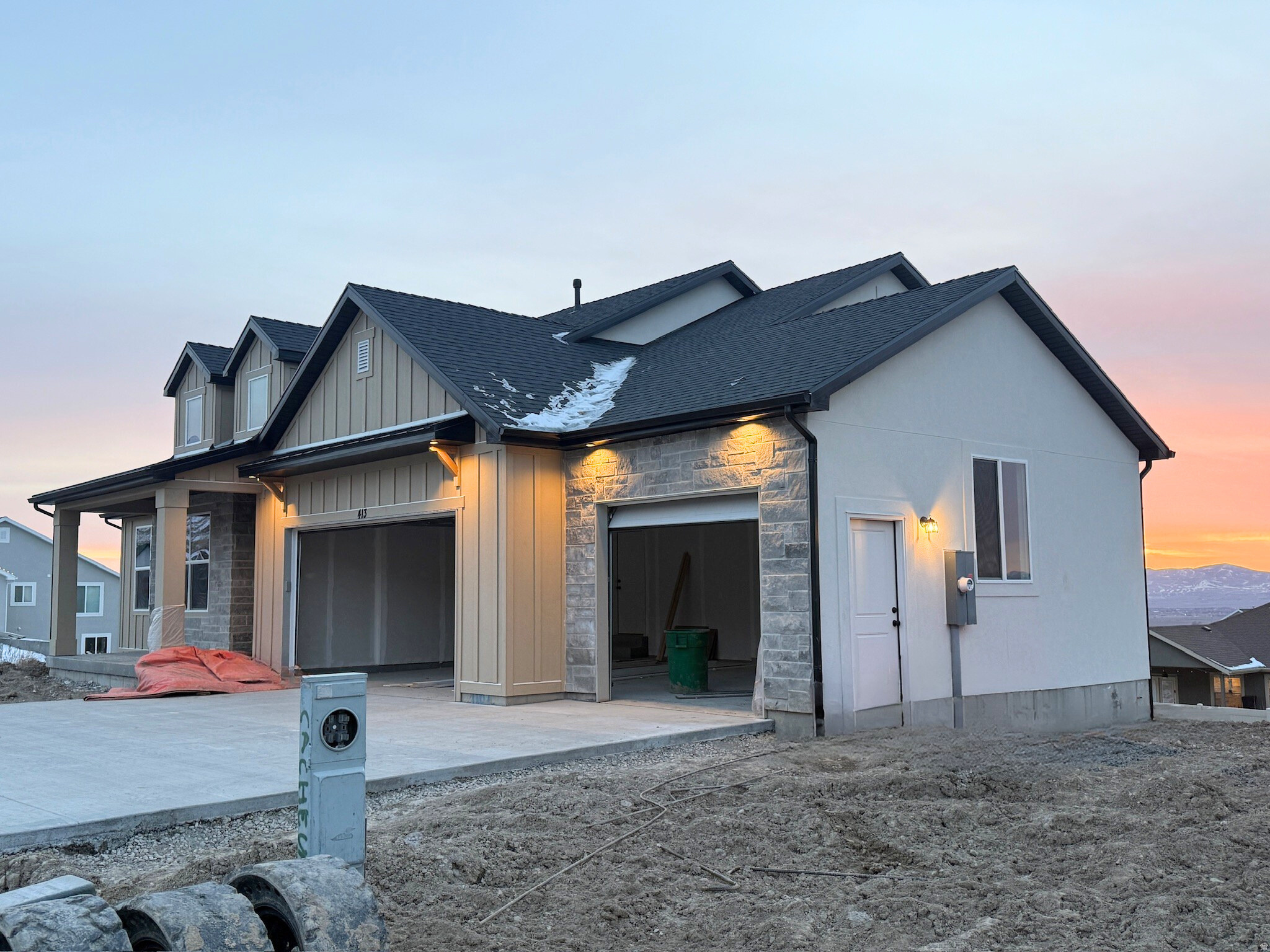 SMITHFIELD RIDGES - Residential